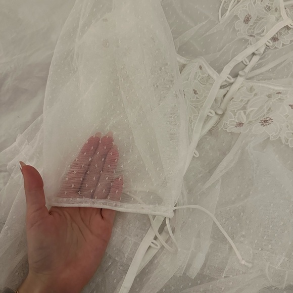 For Love & Lemons Eternal Rose Appliqué Robe - Picture 10 of 11